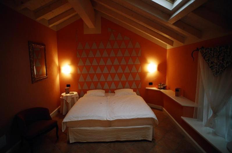 Hotel Casa Arizzoli Cannobio Exteriör bild