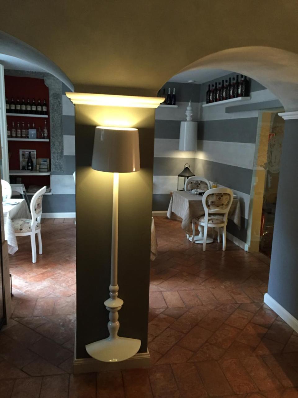 Hotel Casa Arizzoli Cannobio Exteriör bild